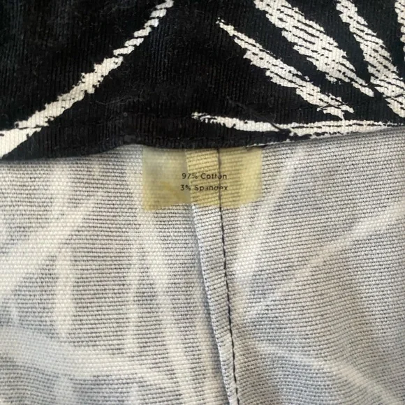 Talbots Petite 4 Black Bamboo Print A-Line Skirt | Chic European Style - Picture 5 of 10